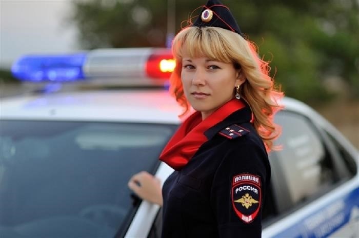 Средняя зарплата полицейского в России