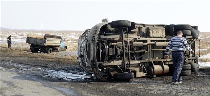 Если оказался на встречной полосе